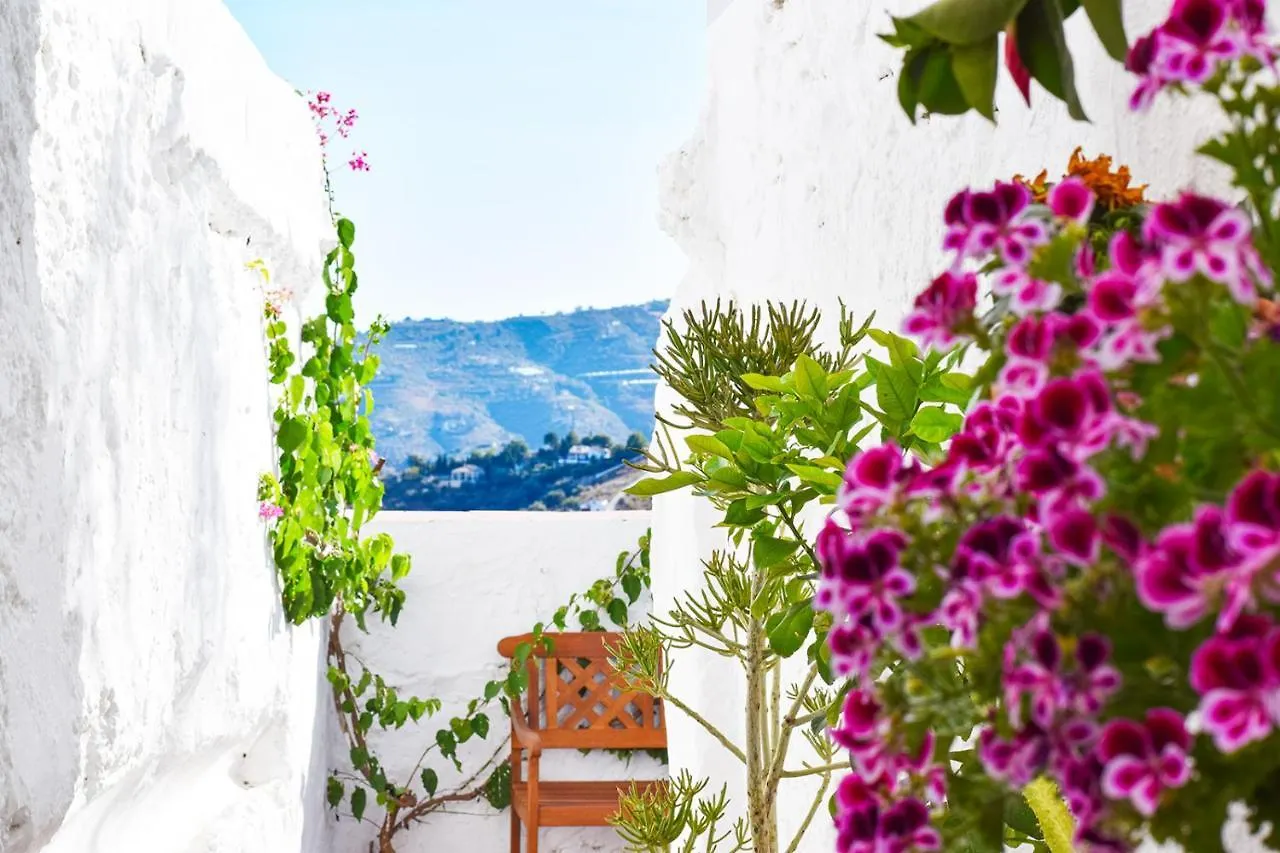 Casa Jazmin, Frigiliana Traditional Townhouse With Great Views Hansonholiday Rentals